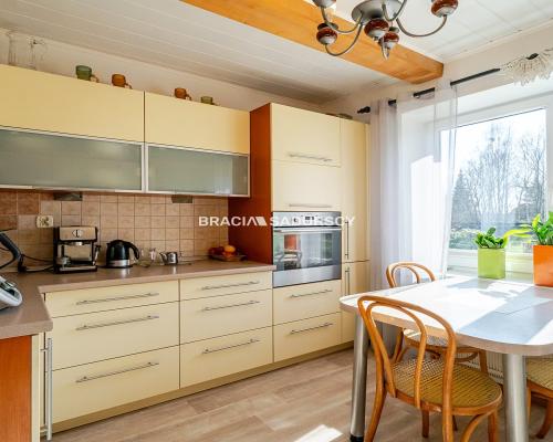 Gotowy do zamieszkania dom na cudownej działce 25a