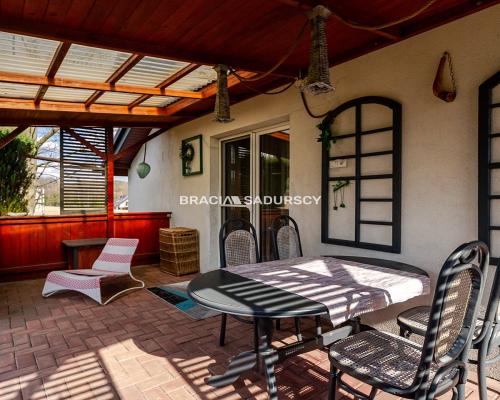 Gotowy do zamieszkania dom na cudownej działce 25a