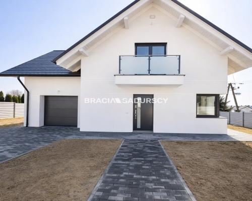 Nowoczesny dom  z ogrodem 155m2