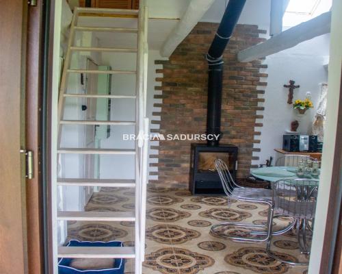 Chronów, gm. Bochnia. Klimatyczny dom z bali