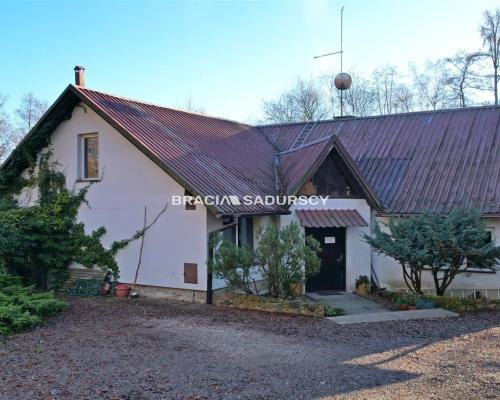 Grajów, okolice Wieliczki, dom wolnostojący