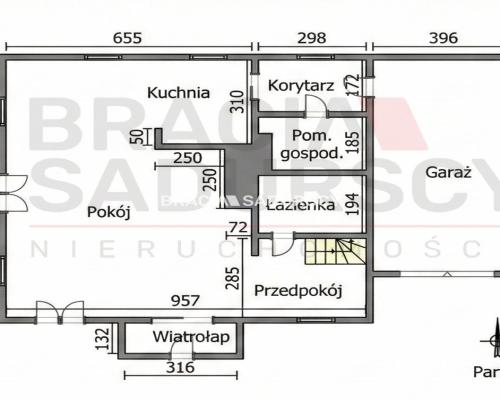 Wygodny dom z przestronnym salonem w atrakcyjnej lokalizacji niedaleko Krakowa    Na sprzedaż duży i wygodny dom o powierzchn