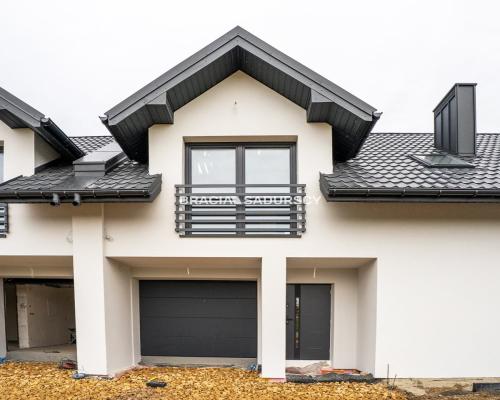 Dom w zabudowie bliźniaczej, Koźmice Wielkie