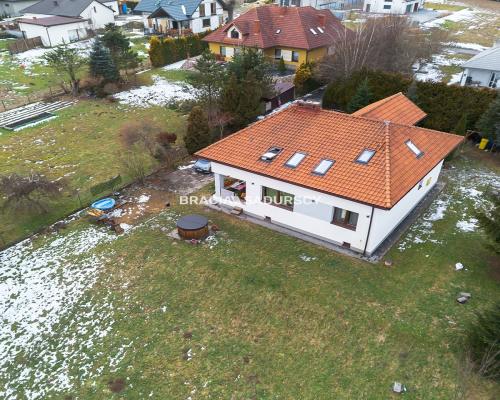 Krzyszkowice dom 260 m2 działka 18 arów