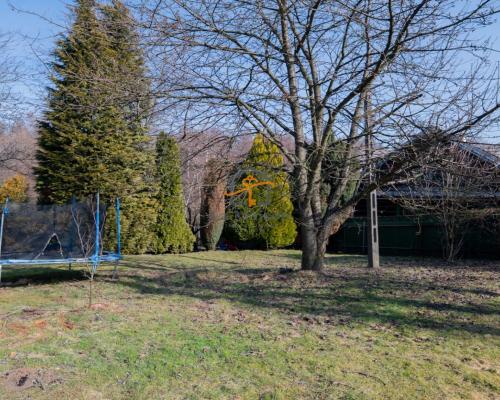 Zelków. Urokliwa nieruchomość w zacisznym miejscu.