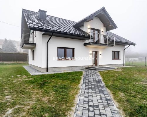 Nowy dom 6pokoi 160m2 działka 7arów Wieliczka