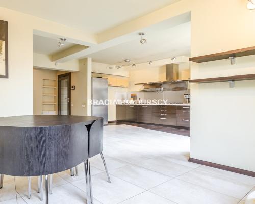 Komfortowy dom z ogrodem!