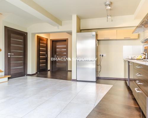 Komfortowy dom z ogrodem!