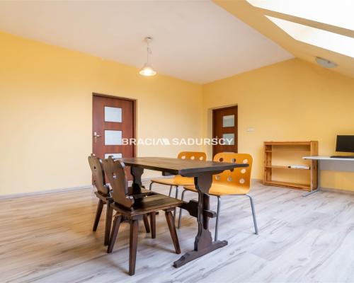 Dom wolnostojący pod działalność gospodarczą 170m2