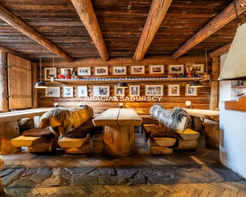 Lokal w centrum miasta z działającą restauracją