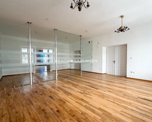 Powierzchnie biurowe, szkolne na Starym Mieście