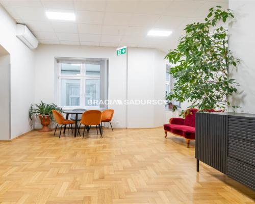 Lokal biurowy o pow. 303m2, Stare Miasto Kraków!!!