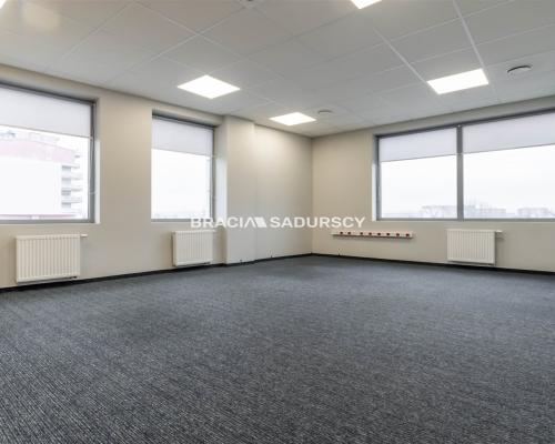 Powierzchnia biurowa z parkingiem  - 400m2