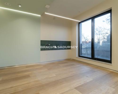 Lokal wykończony/ 108m2/ świetna lokalizacja