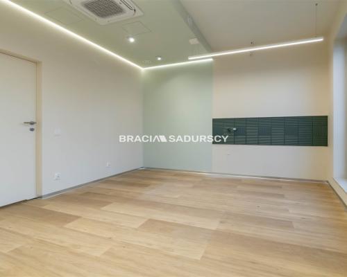 Lokal wykończony/ 108m2/ świetna lokalizacja