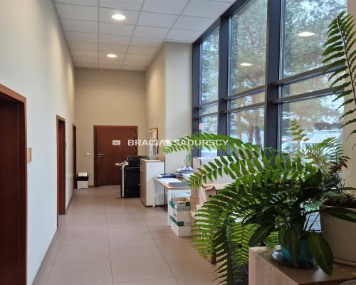 Bronowice, parter, 95 m2 biur + parking