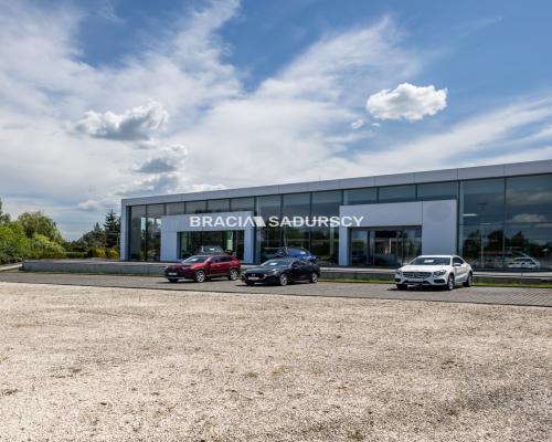 Budynki komercyjne przy drodze 94 WYNAJEM SPRZEDAŻ