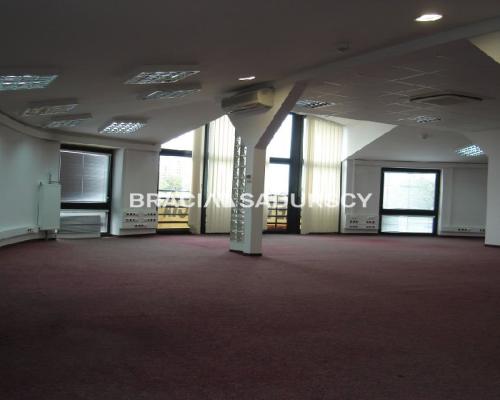 *Zdjęcia należą do właściciela oferty.    
     
Powierzchnie biurowe do wynajęcia w bardzo dobrym, ruchliwym miejscu w Krakowi