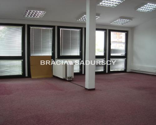 *Zdjęcia należą do właściciela oferty.    
     
Powierzchnie biurowe do wynajęcia w bardzo dobrym, ruchliwym miejscu w Krakowi