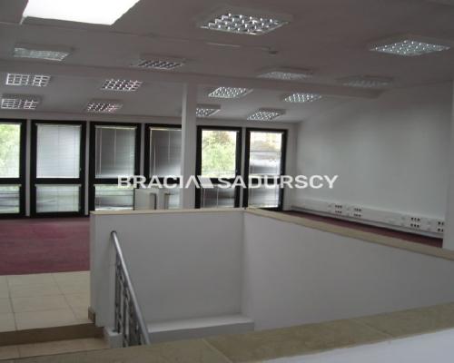 *Zdjęcia należą do właściciela oferty.    
     
Powierzchnie biurowe do wynajęcia w bardzo dobrym, ruchliwym miejscu w Krakowi