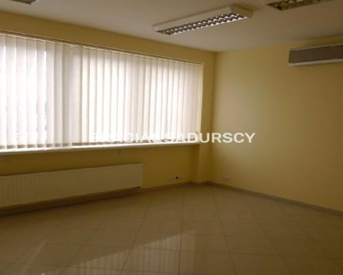 *Zdjęcia należą do właściciela oferty.   

   Do wynajęcia reprezentacyjny lokal biurowy klasy A o powierzchni 180 m&sup2; znaj