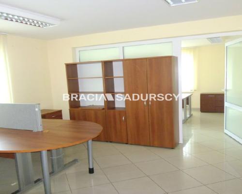 *Zdjęcia należą do właściciela oferty.     
 
Do wynajęcia reprezentacyjny lokal biurowy klasy A o powierzchni 70 m&sup2; znajd