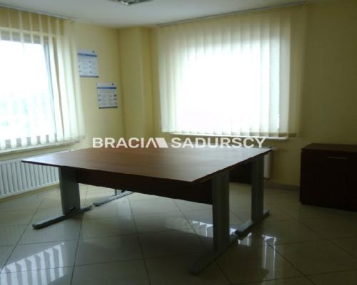 *Zdjęcia należą do właściciela oferty.     
 
Do wynajęcia reprezentacyjny lokal biurowy klasy A o powierzchni 70 m&sup2; znajd