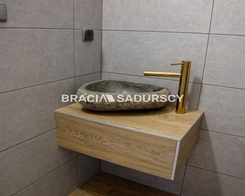 Nowy obiekt handlowy-usługowy-biurowy / Liszki