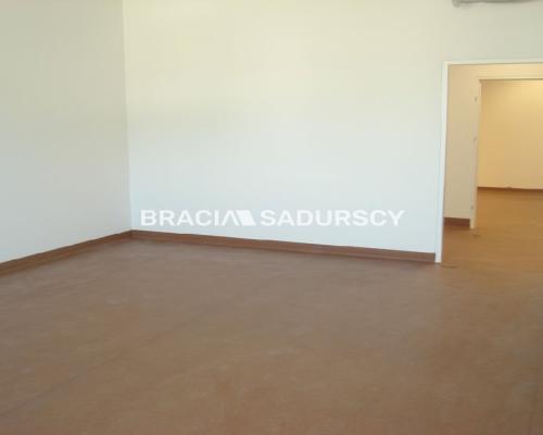 *Zdjęcia należą do właściciela oferty.  
 
DO WYNAJĘCIA LOKAL BIUROWY NA RYBITWACH blisko węzła autostrady A4 (BIEŻAN&Oacute;W)