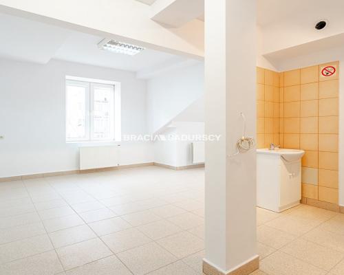 Lokal biurowy z dużym potencjałem - Racławicka