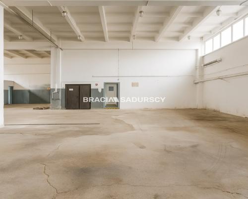 Warsztat o pow. 450 m2 w centrum Proszowic!