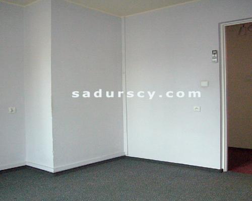 Doskonale położony obok stacji metra lokal biurowy na Mokotowie. 12 pomieszczeń biurowych, serwerownia,  okablowanie, zaplecze