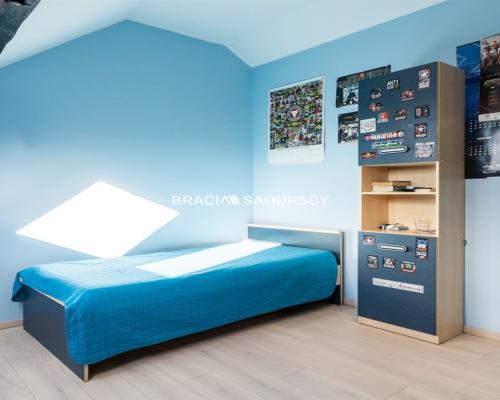 Mieszkanie dwupoziomowe z działką. Wieliczka.