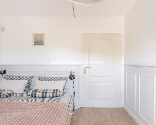 2-pok/bardzo przestronne/garderoba/garaz/piwnica