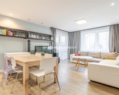 SŁONECZNE, 4-POKOJOWE Z DWOMA BALKONAMI