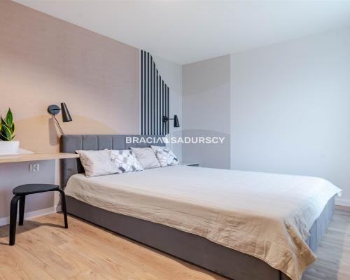 WYSOKI STANDARD, KAMERALNY BUDYNEK, 3-POKOJOWE