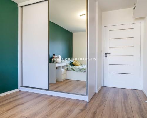 GUSTOWNE, Z DUŻYM BALKONEM W NOWYM BUDOWNICTWIE