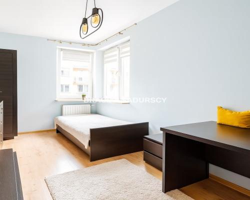 3 pok z osobną kuchnią - Rydlówka