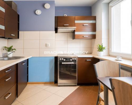 3 pok z osobną kuchnią - Rydlówka