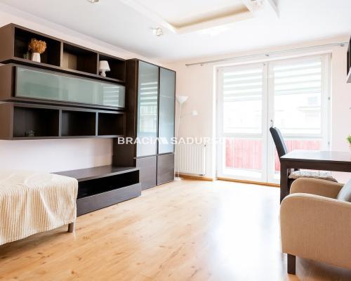 3 pok z osobną kuchnią - Rydlówka