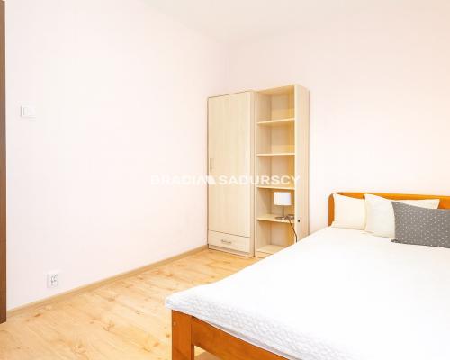 3 pok z osobną kuchnią - Rydlówka