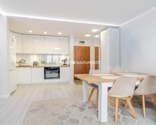 2-pok | po remoncie | niski czynsz | piwnica