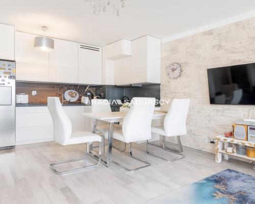 Gustowne 3 pok mieszkanie ul. Dębskiego.