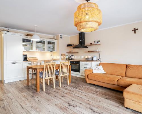 Fajne 3 pok z dużym balkonem - Dębskiego.