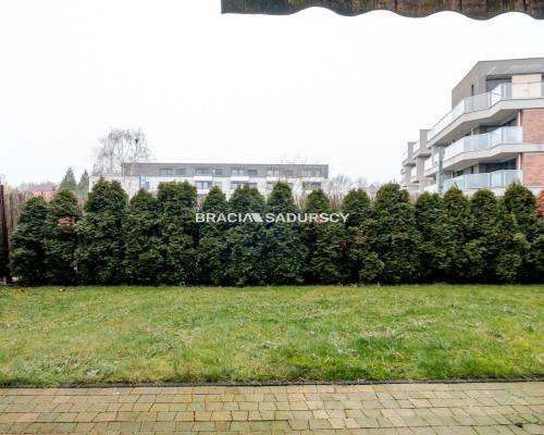 Przestronne/2-pok mieszkanie/Chełmońskiego/ogródek