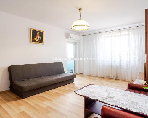 2 pokoje z loggią na Bratysławskiej