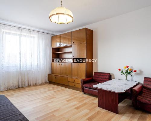 2 pokoje z loggią na Bratysławskiej