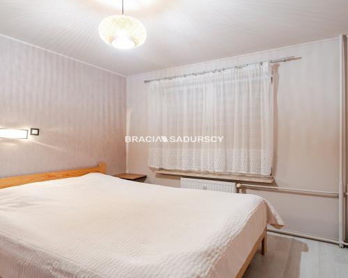 3pok (oddzielne) ok 45,5m2 os.Podwawelskie