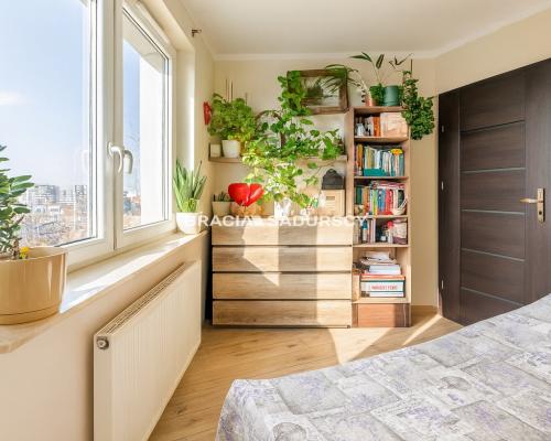 Sprzeedam, 4 pokoje na Bohomolca