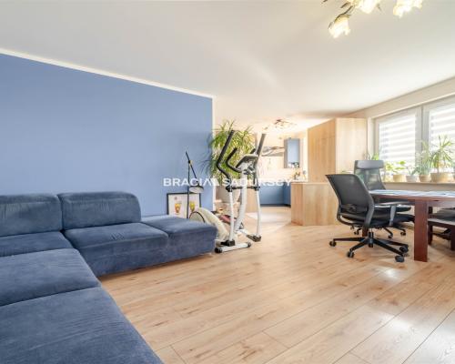 Sprzeedam, 4 pokoje na Bohomolca